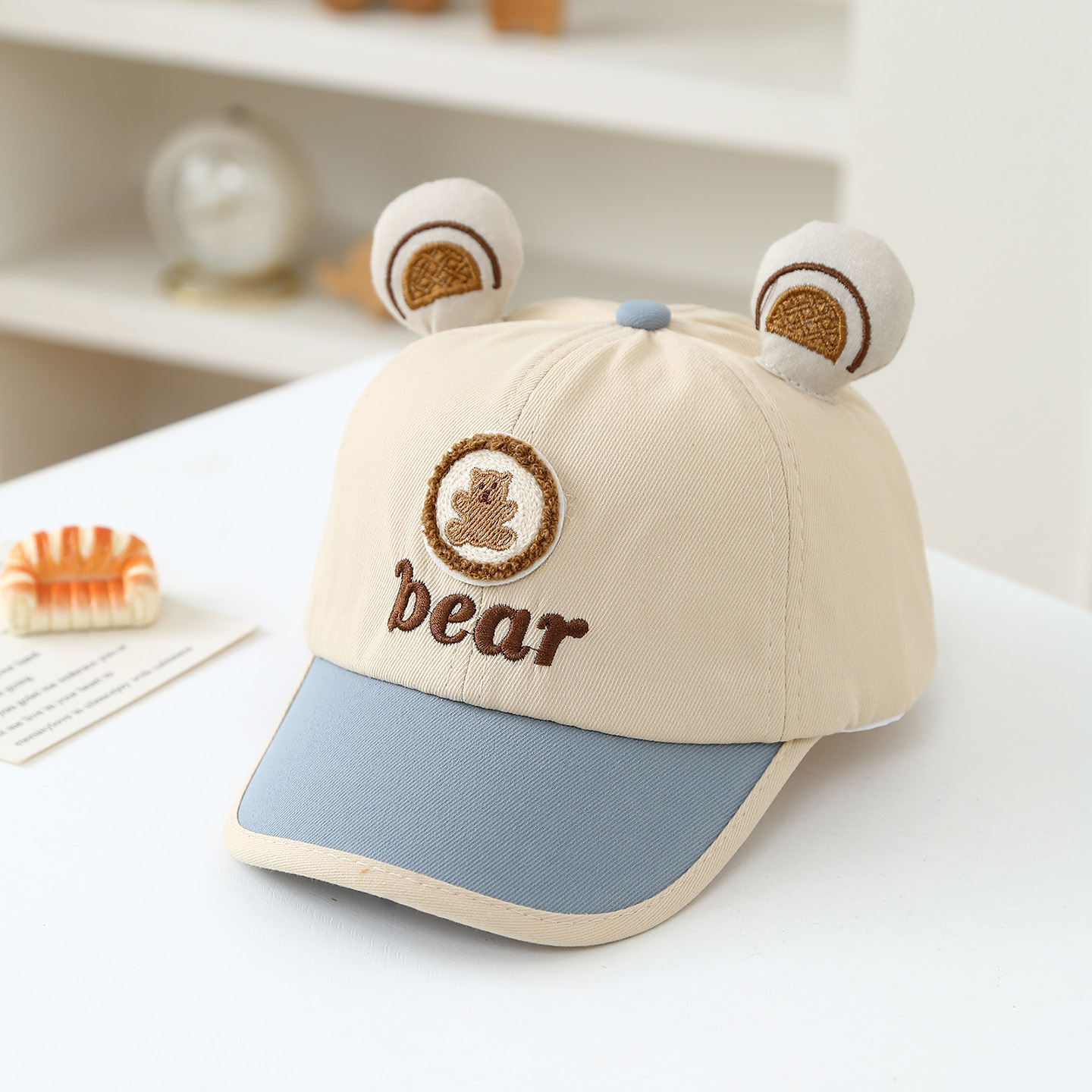 A cute children's baseball cap – Embroidery Hat Machine Bewertung und Preis