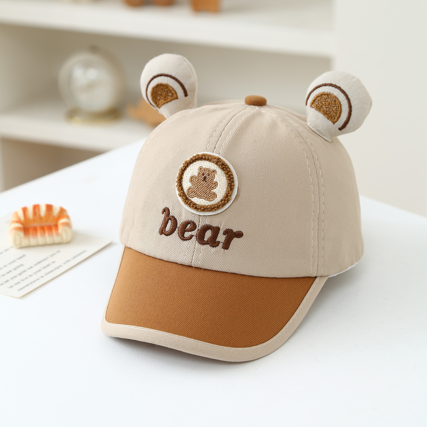 A cute children's baseball cap – Embroidery Hat Machine Bewertung und Preis